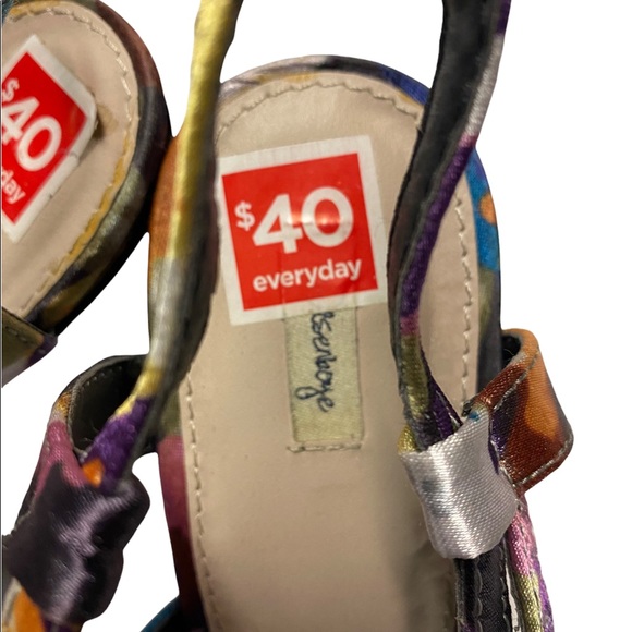 Olsenboye Strappy satin heels - Picture 2 of 5